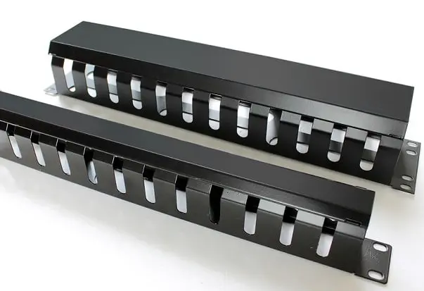 Premium Line 1U Cable Management